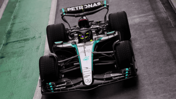 Mercedes w15