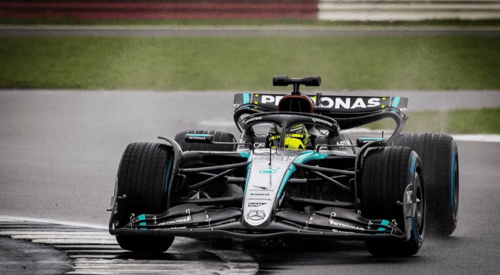 Mercedes w15
