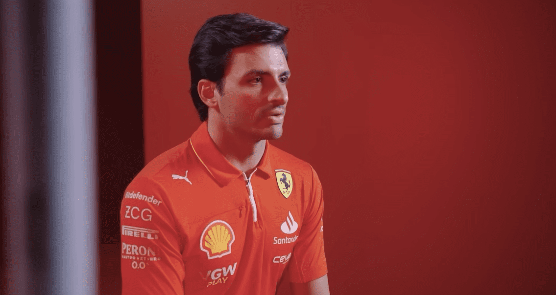 Sainz maakt plaats voor Hamilton: ‘Ik voel een beetje medelijden met hem’