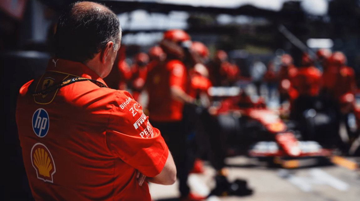 ‘Geen reden tot paniek’: Ferrari-baas relativeert Hamiltons kritiek na Las Vegas GP