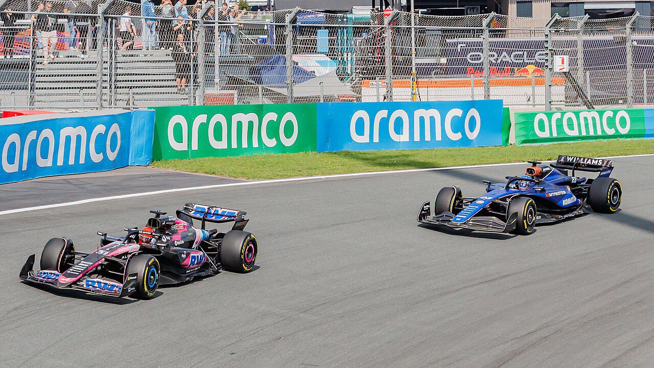 Zo gebruiken F1-coureurs alternatieve racelijnen om grip en strategie te optimaliseren