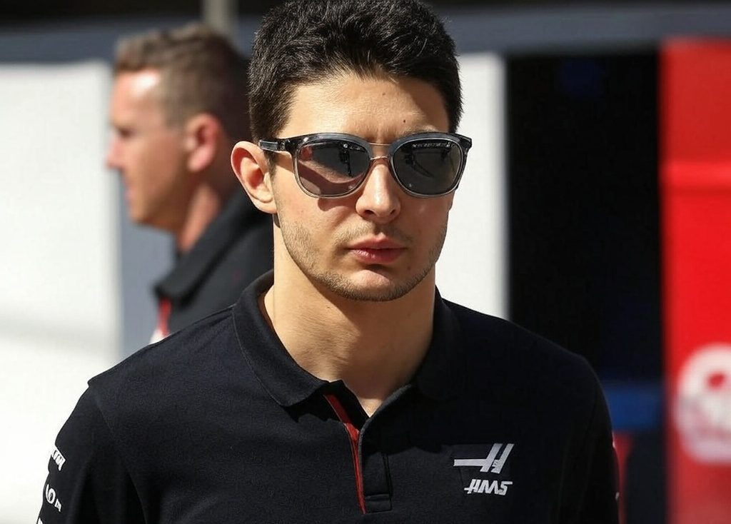 Ocon verrast door matige snelheid van Haas: ‘dit hadden we niet verwacht’