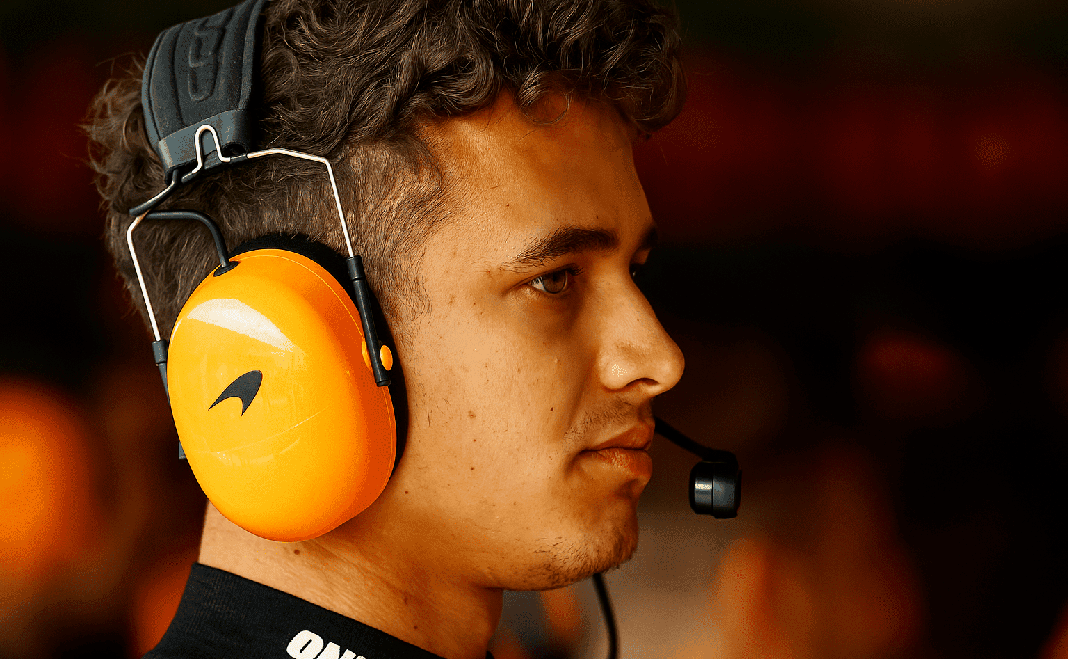 Brundle pakt Norris hard aan na klungelactie: ‘zo win je geen wereldkampioenschap’