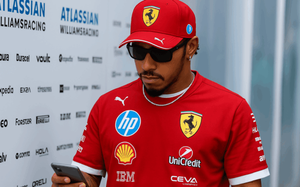 Lewis Hamilton Ferrari Persmoment