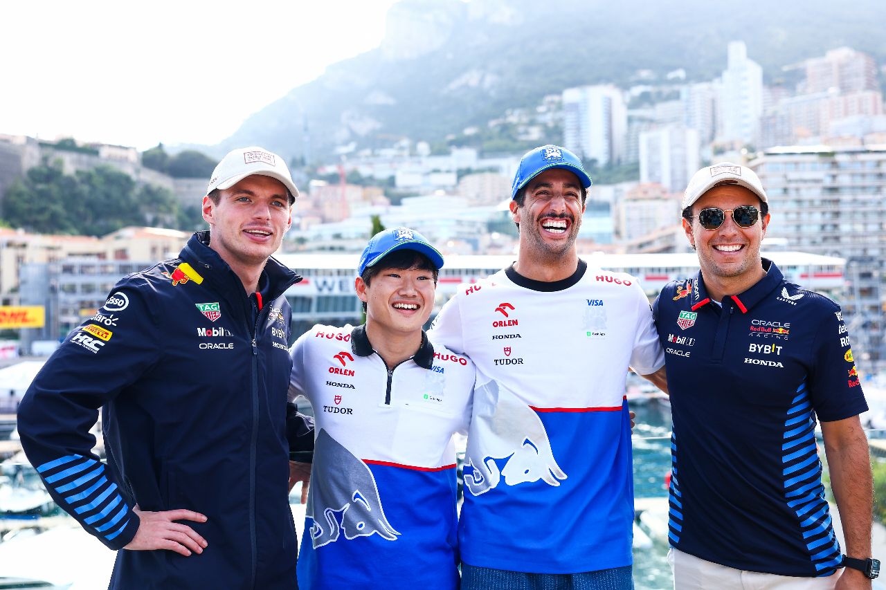 Horner prijst AlphaTauri na indrukwekkende comeback Ricciardo