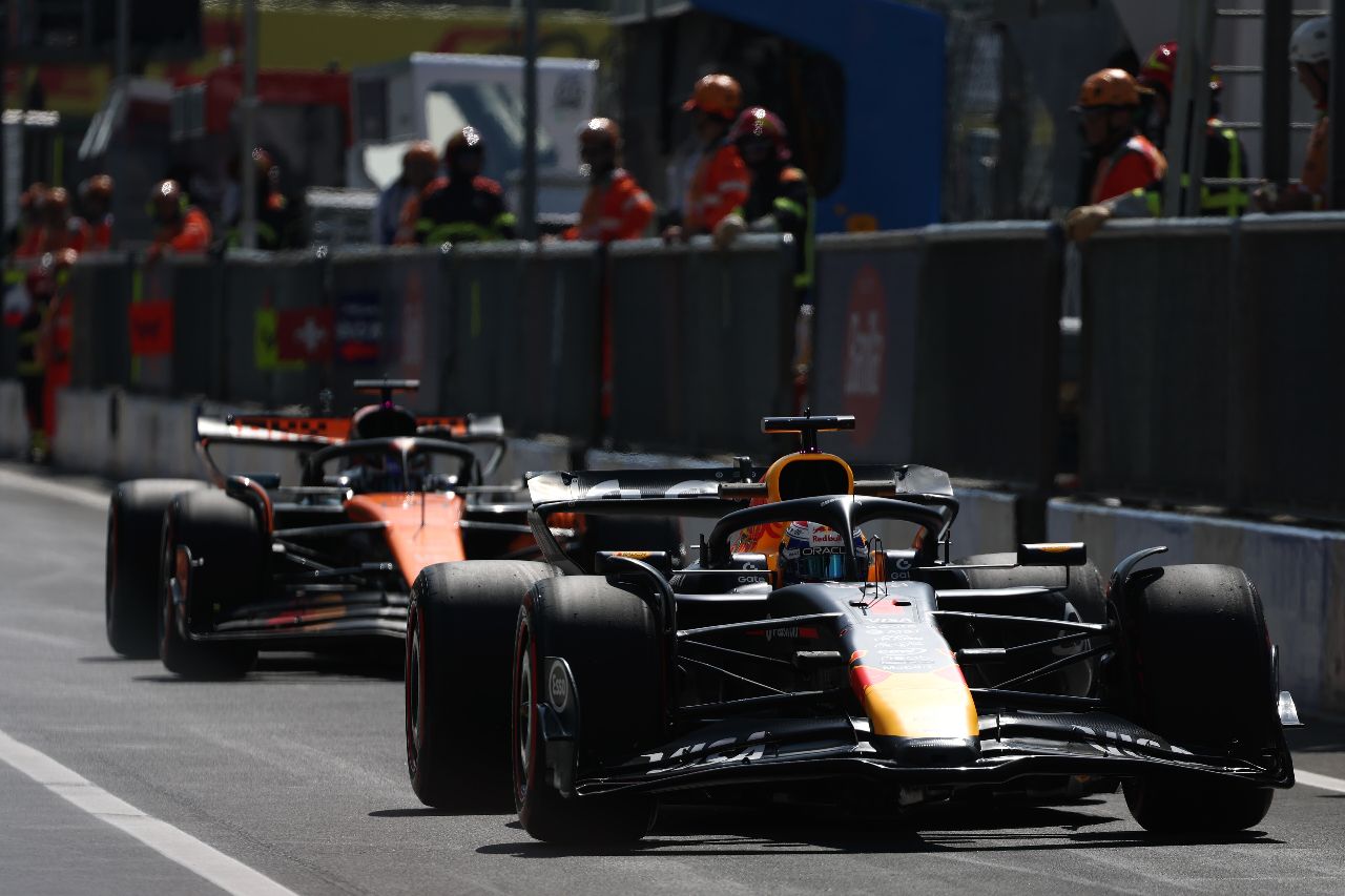 FIA start onderzoek naar McLaren’s auto na nieuwe bewijzen van Red Bull