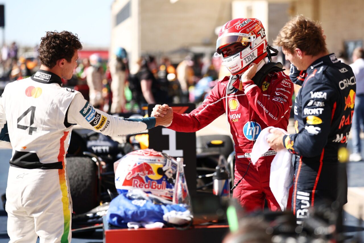 Charles Leclerc blikt terug op bizarre race: “Alles wat mis kon gaan, ging mis”