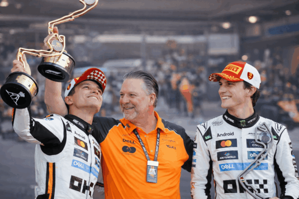 Lando Norris Oscar Piasti Mclaren