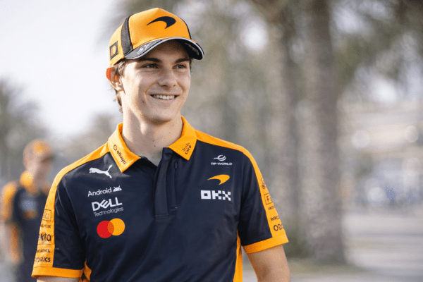 Oscar Piastri Mclaren 2026
