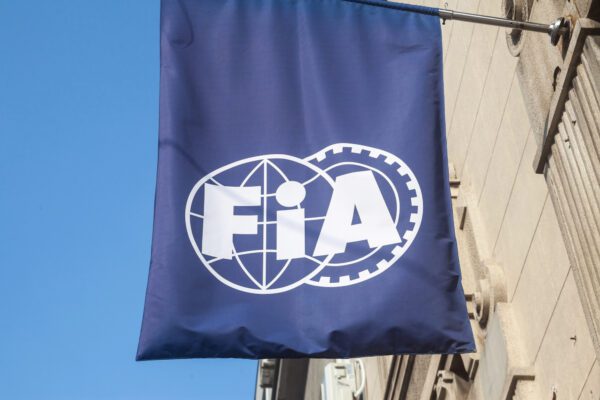 FIA (Fédération Internationale de l'Automobile)
