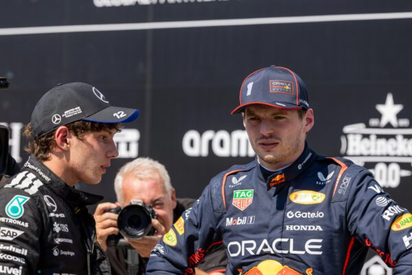 Max Verstappen en Kimi Antonelli