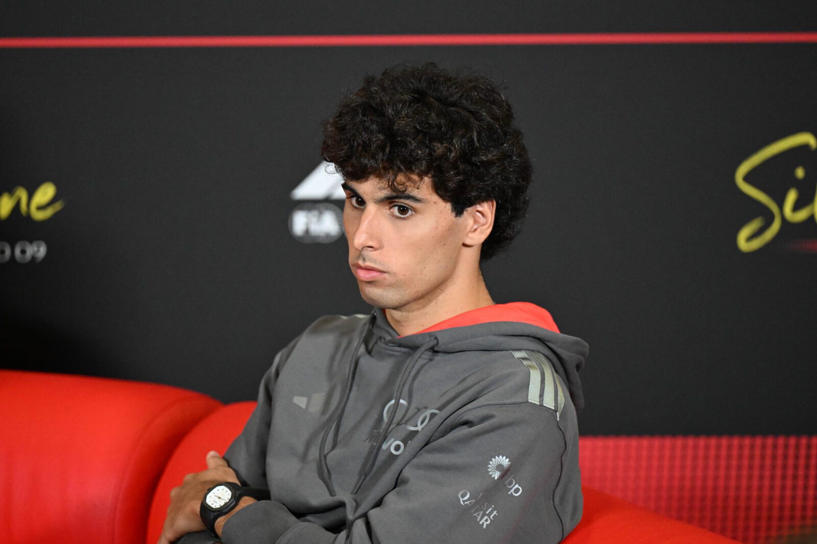 Isabella bernardini is de partner van Formule 1-coureur Gabriel Bortoleto