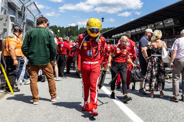 Lewis Hamilton Ferrari